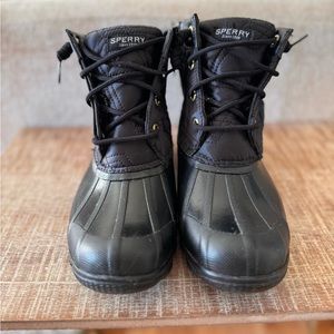 SPERRY Quilt & Rubber Duck Boot Women’s Size 7